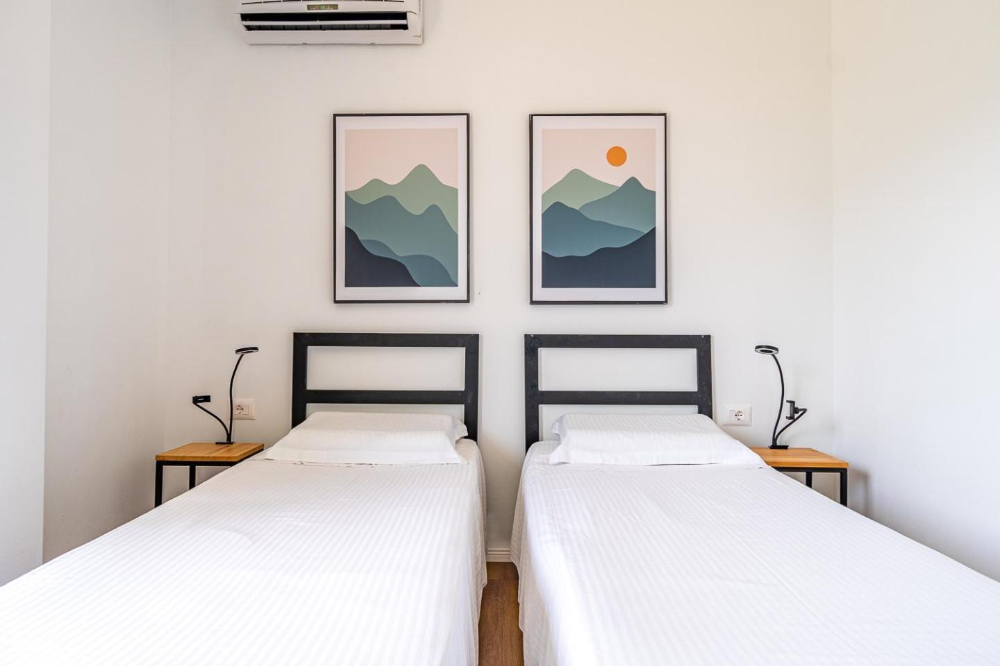 Bujtina Lumo & Pool Villa Permet Ngoại thất bức ảnh