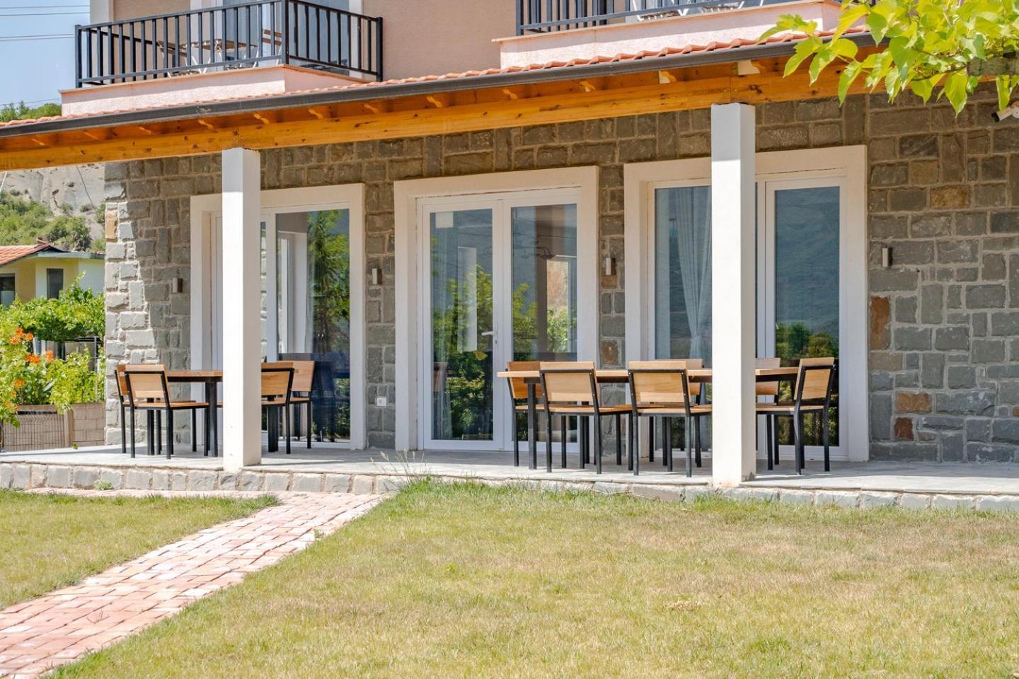 Bujtina Lumo & Pool Villa Permet Ngoại thất bức ảnh
