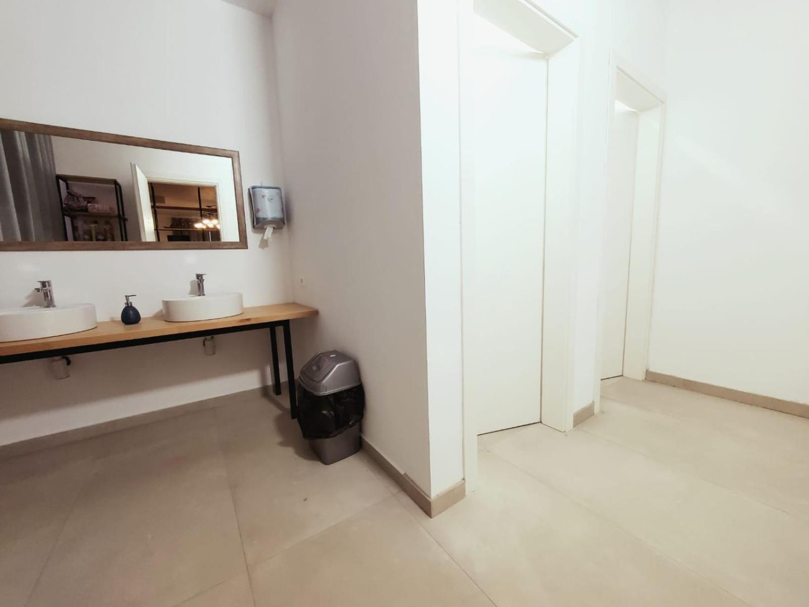 Bujtina Lumo & Pool Villa Permet Ngoại thất bức ảnh